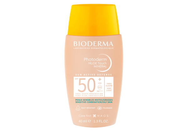 Photoderm Karma Yağlı Cilt Kapatıcı Etkili SPF50+ Açık Renkli Güneş Kremi 40 ml