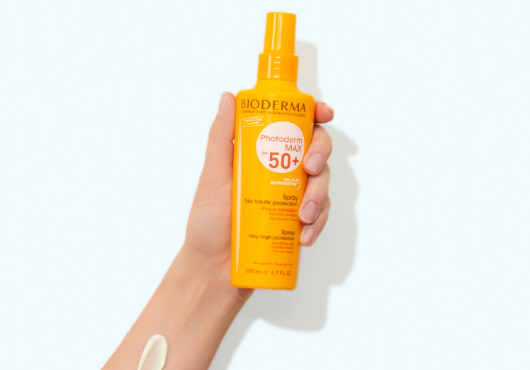 Photoderm Tüm Ciltler için Sprey Form SPF50+ Yüksek Korumalı Güneş Kremi 200 ml